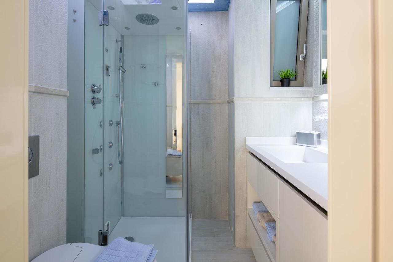 De President Suite, Demani President Suites Сития Экстерьер фото