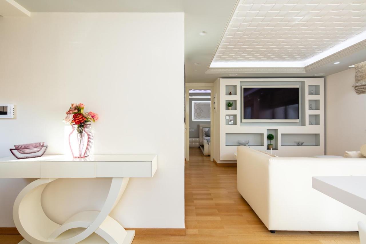 De President Suite, Demani President Suites Сития Экстерьер фото