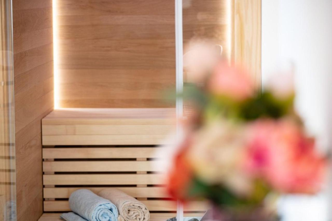 De President Suite, Demani President Suites Сития Экстерьер фото